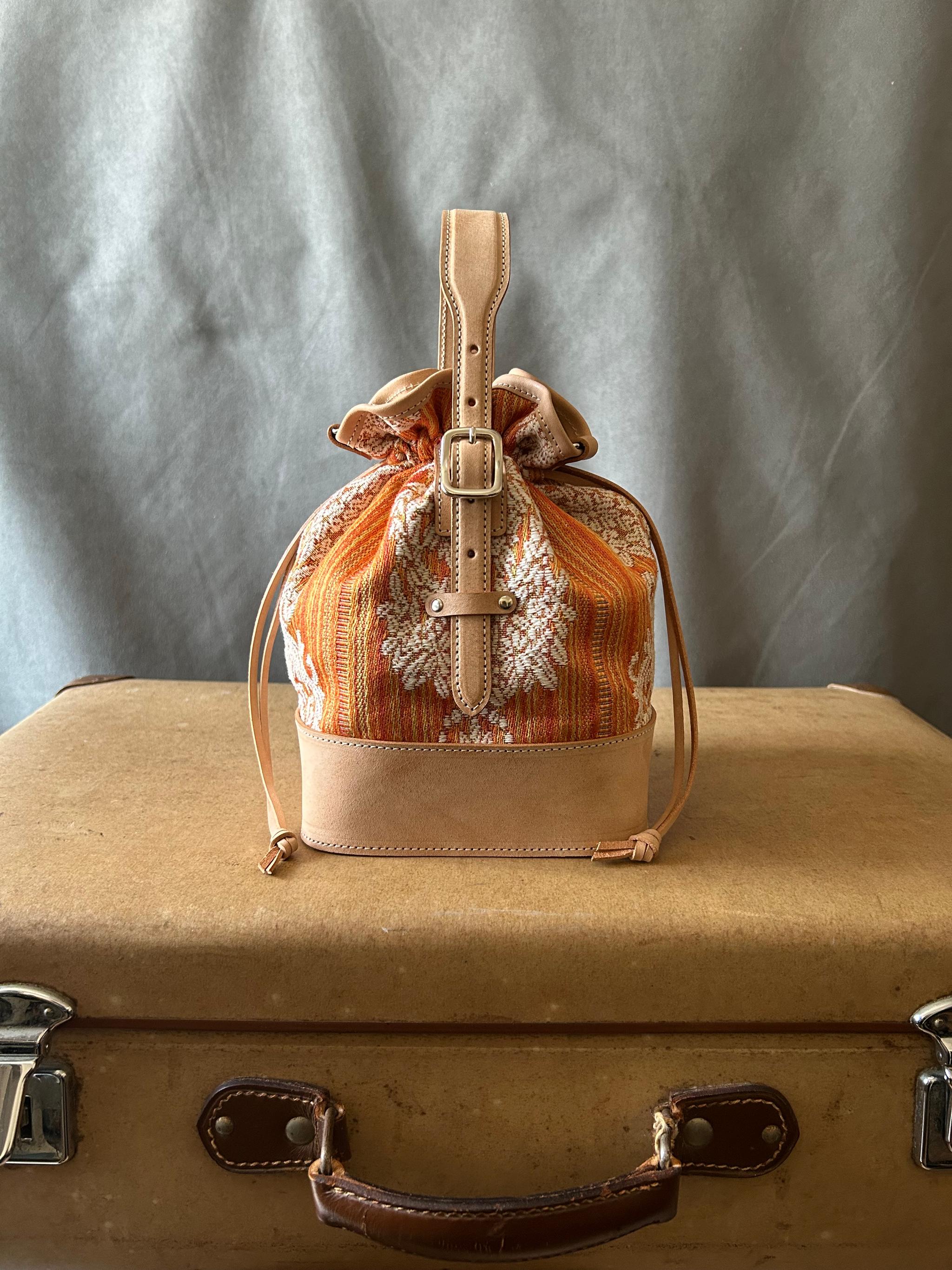 kinchaku bag（刺繍生地×アラスカレザー） | 10枚目