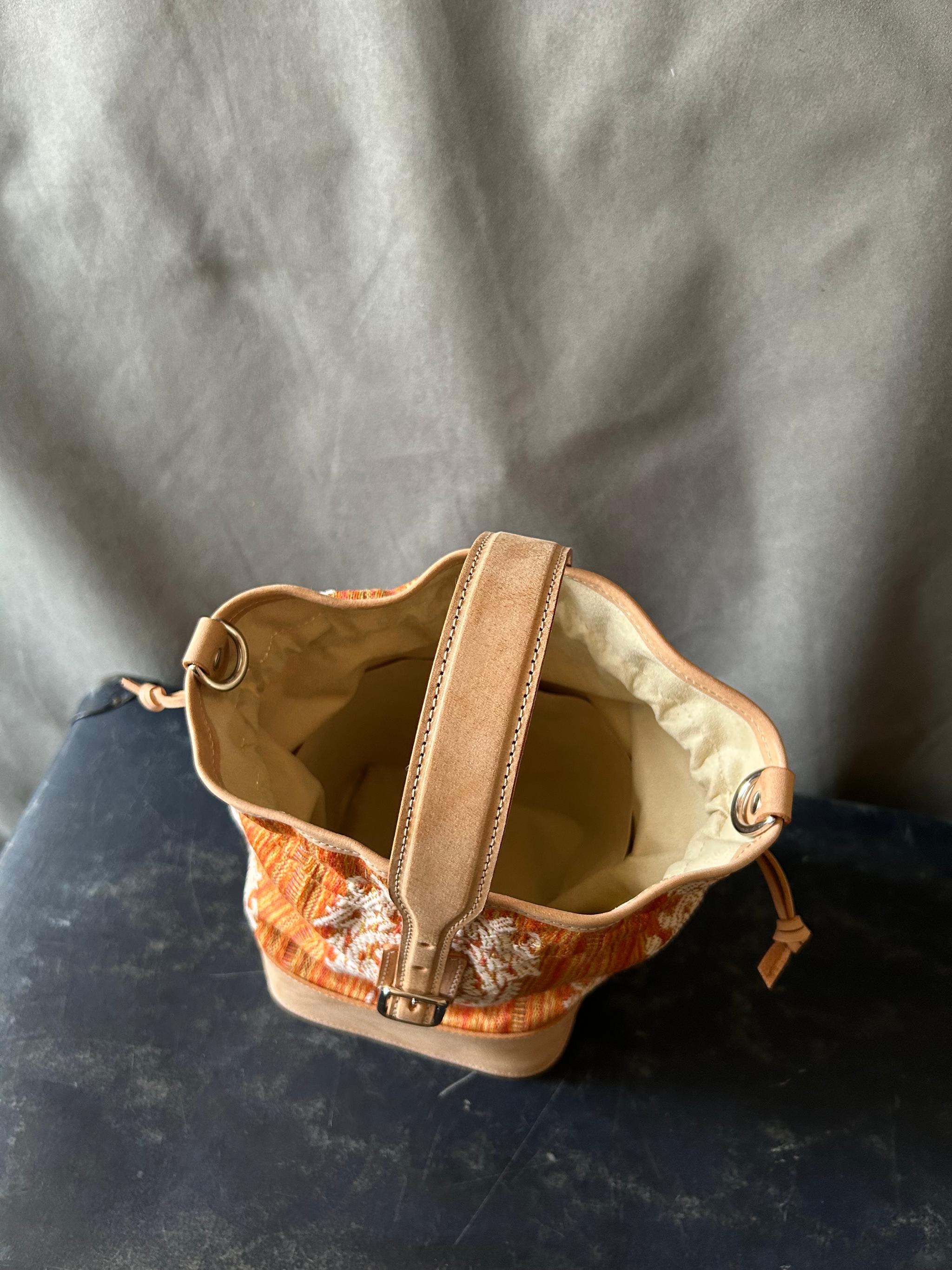 kinchaku bag（刺繍生地×アラスカレザー） | 9枚目