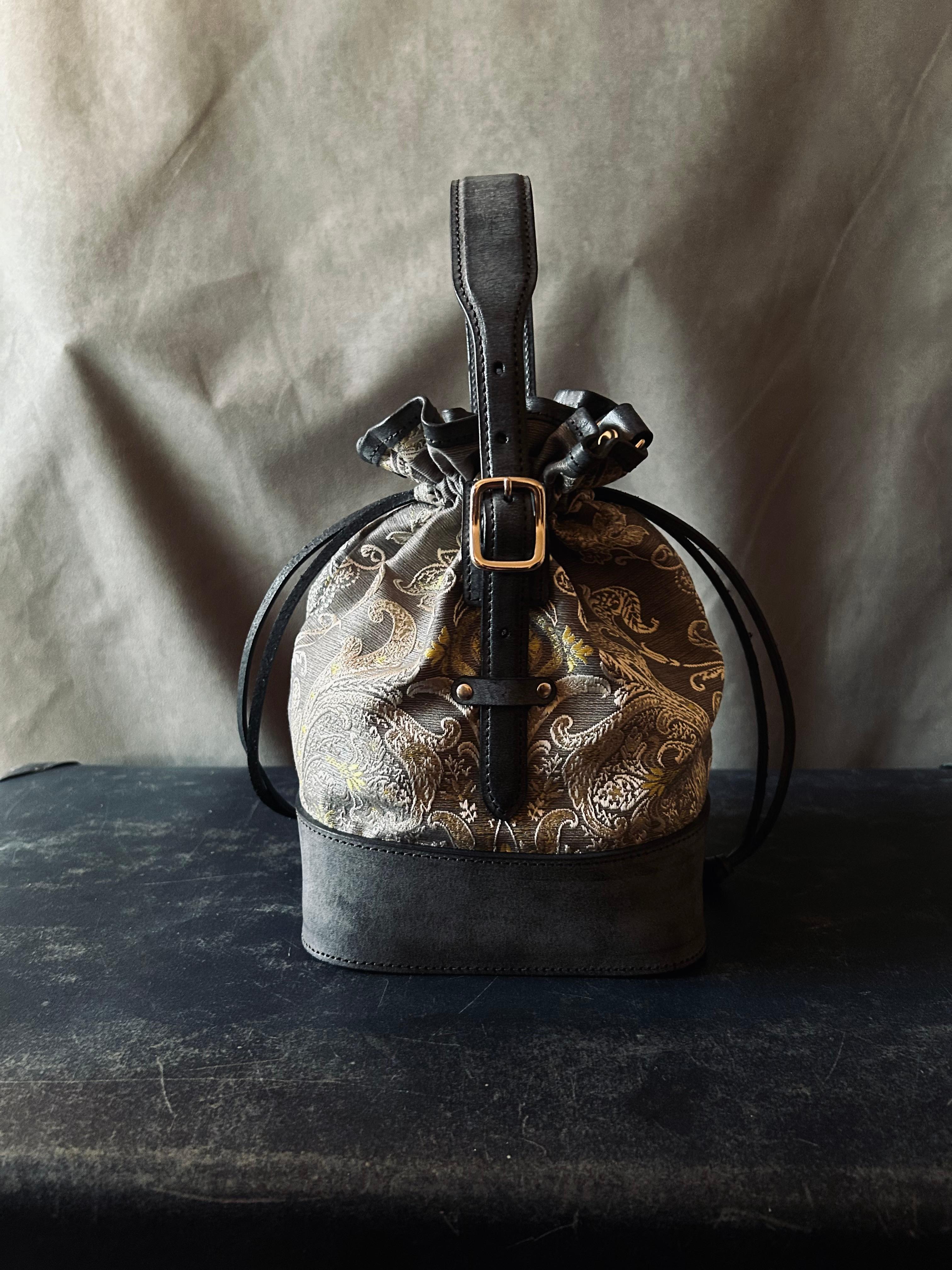 kinchaku bag （刺繍生地×ロロマレザー）1枚目の画像