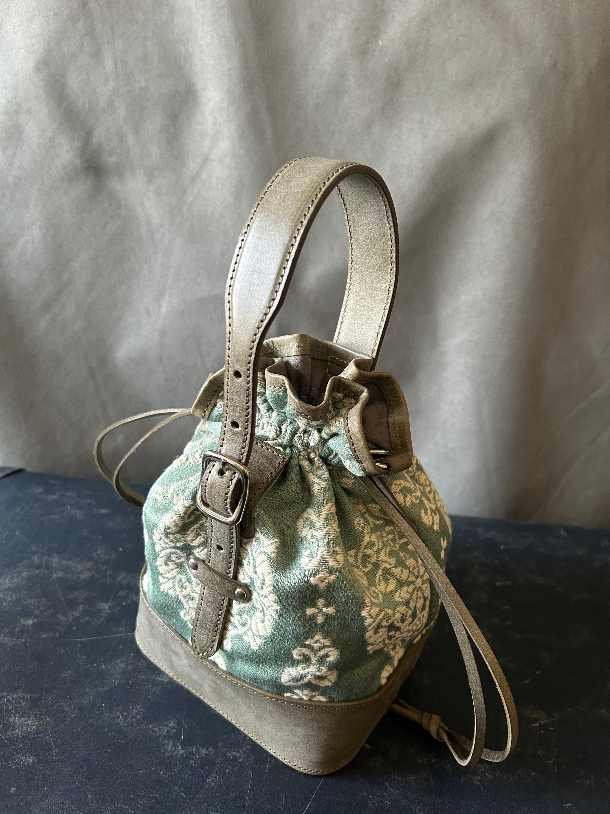 kinchaku bag (刺繍生地×ロロマレザー) | 8枚目