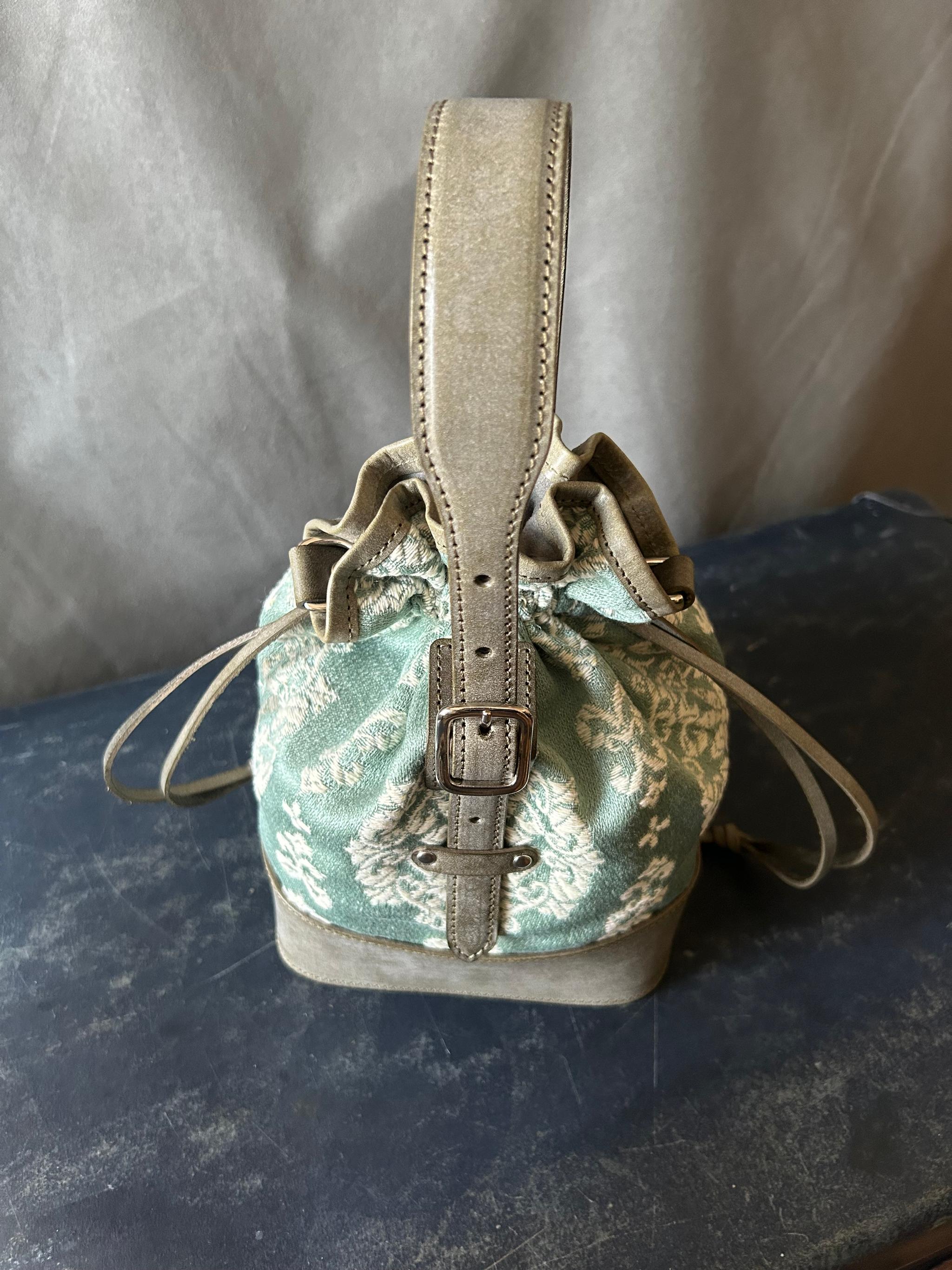 kinchaku bag (刺繍生地×ロロマレザー) | 9枚目